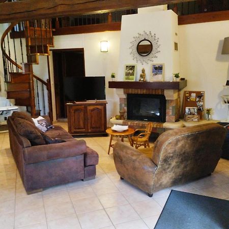 Hotot-en-Auge Maison Traditionnelle Normande Avec Piscine מראה חיצוני תמונה
